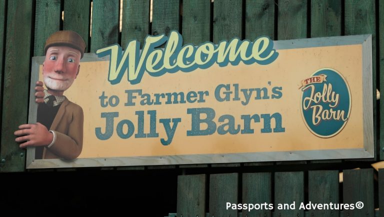 The Jolly Barn sign of Folly Farm Adventure Park